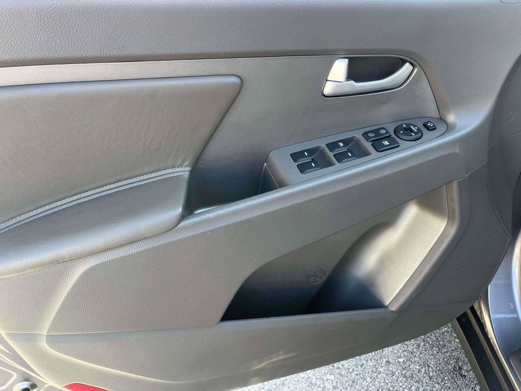 Used 2013 Kia Sportage EX w/ EX Premium Pkg image 14