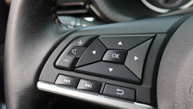 Used 2021 Nissan Sentra SR FWD image 9