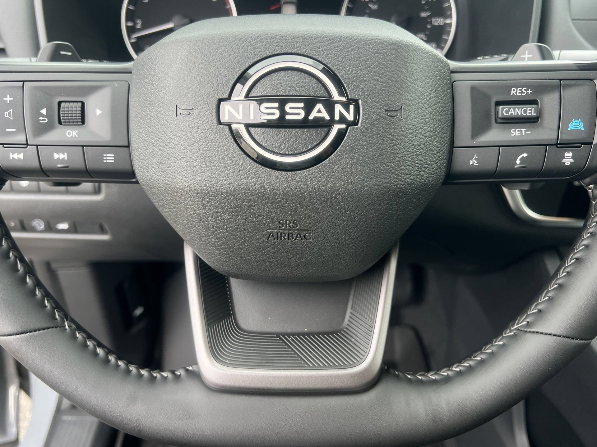 New 2026 Nissan Rogue Dark Armor FWD image 8