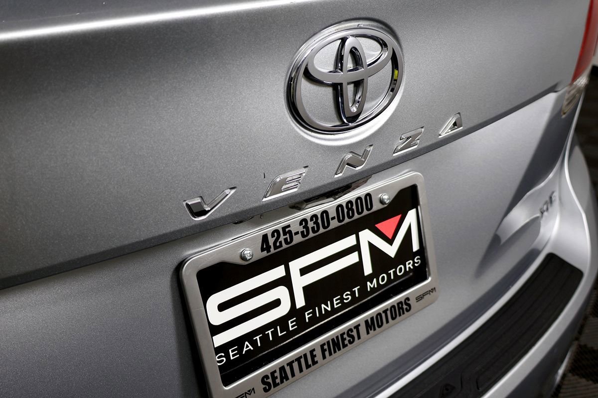 Used 2015 Toyota Venza XLE w/ XLE Premium Package image 18