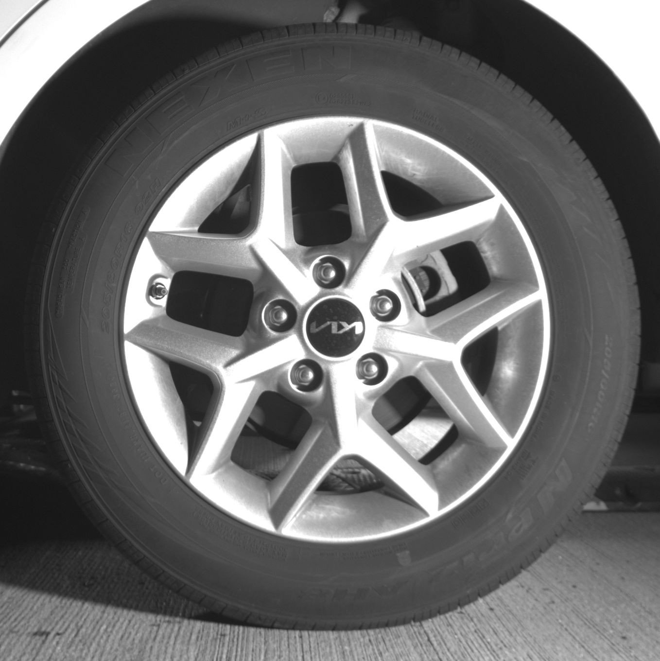 Used 2025 Kia Soul LX w/ LX Technology Package FWD image 14