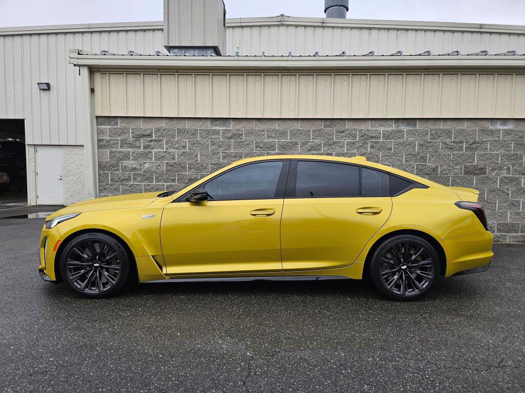 Used 2024 Cadillac CT5 V Blackwing w/ Parking Package RWD image 3