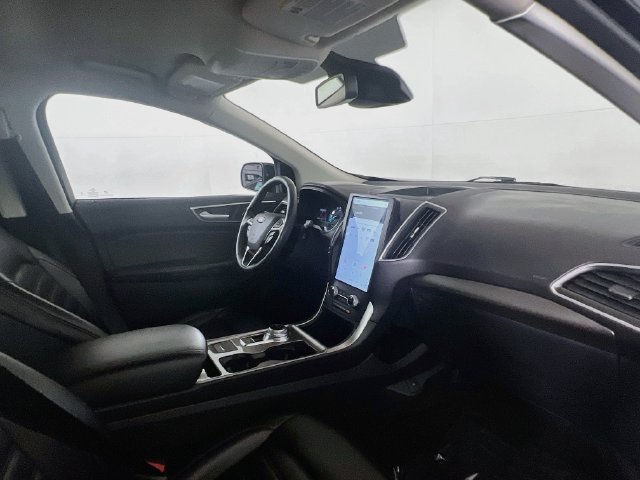 Used 2024 Ford Edge SEL AWD/4WD image 10