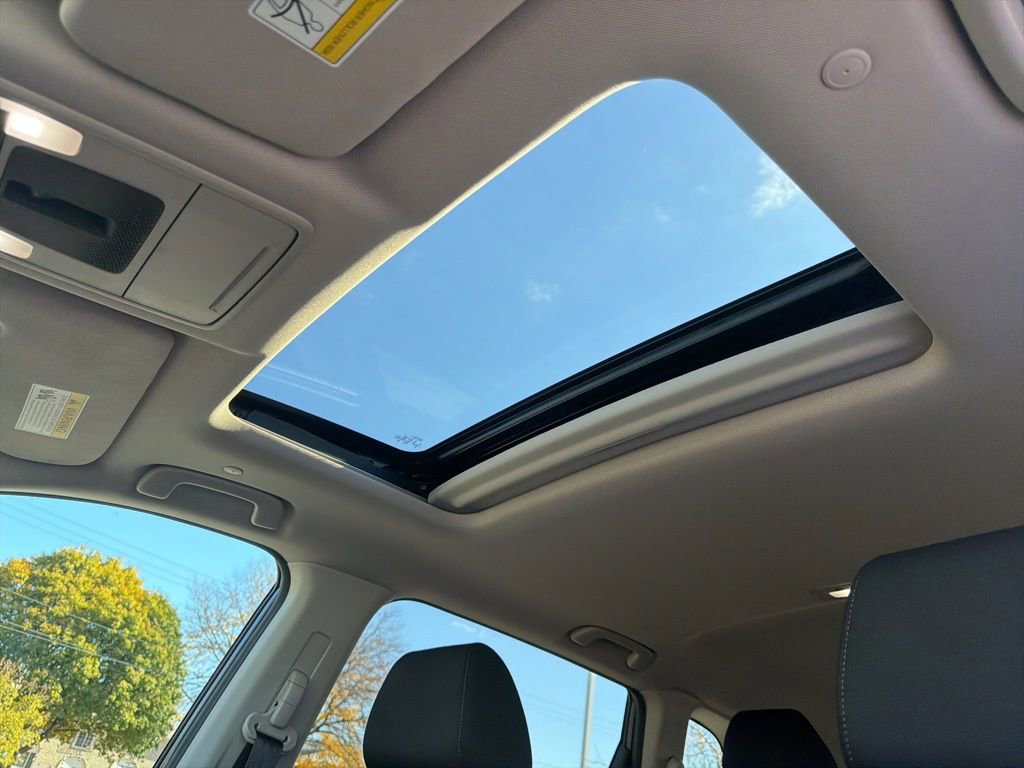 Used 2023 Honda CR-V EX image 25