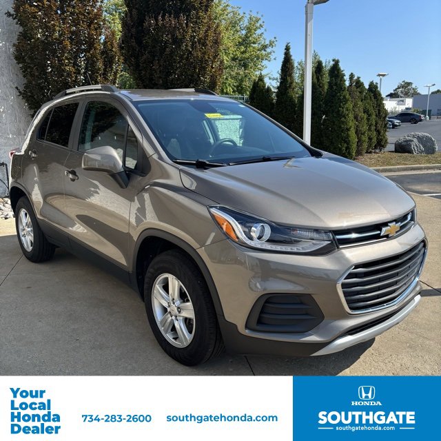 Used 2021 Chevrolet Trax LT w/ LT Convenience Package