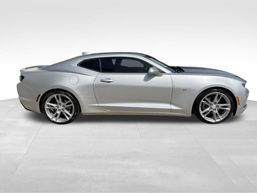 Used 2019 Chevrolet Camaro LT w/ RS Package RWD image 4