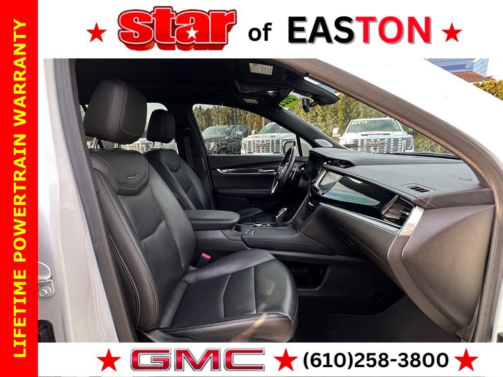 Used 2022 Cadillac XT6 Sport image 11