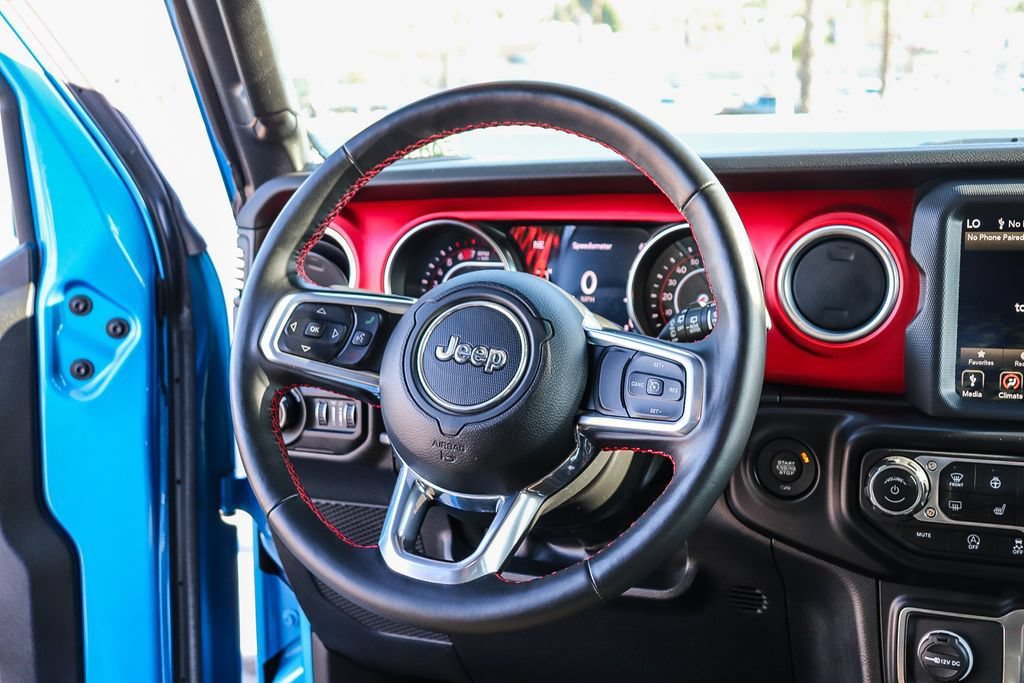 Used 2022 Jeep Wrangler Rubicon w/ Cold Weather Group AWD/4WD image 18
