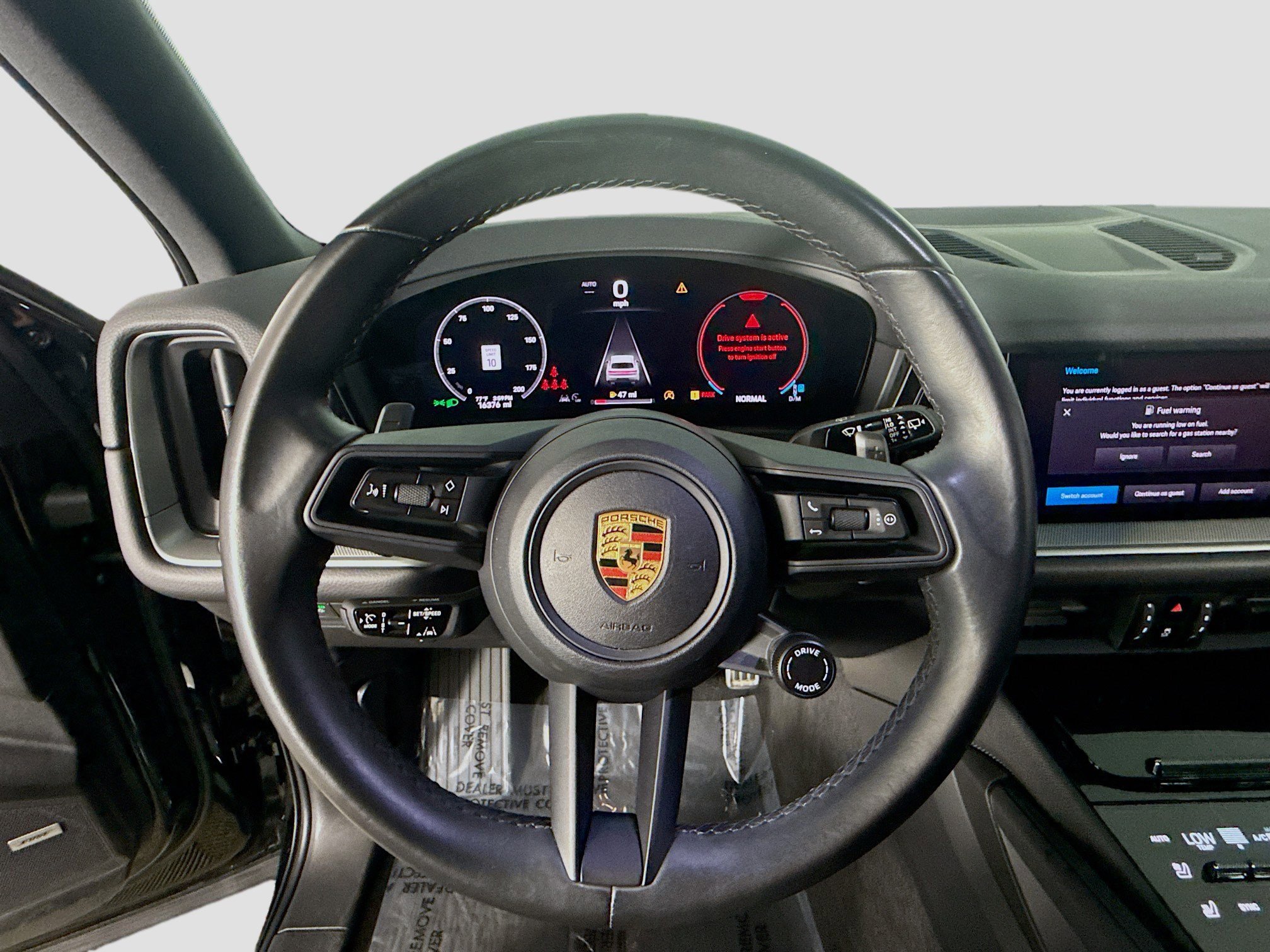 Used 2024 Porsche Cayenne S image 13