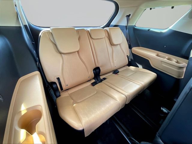 Certified 2023 Kia Carnival EX FWD image 28