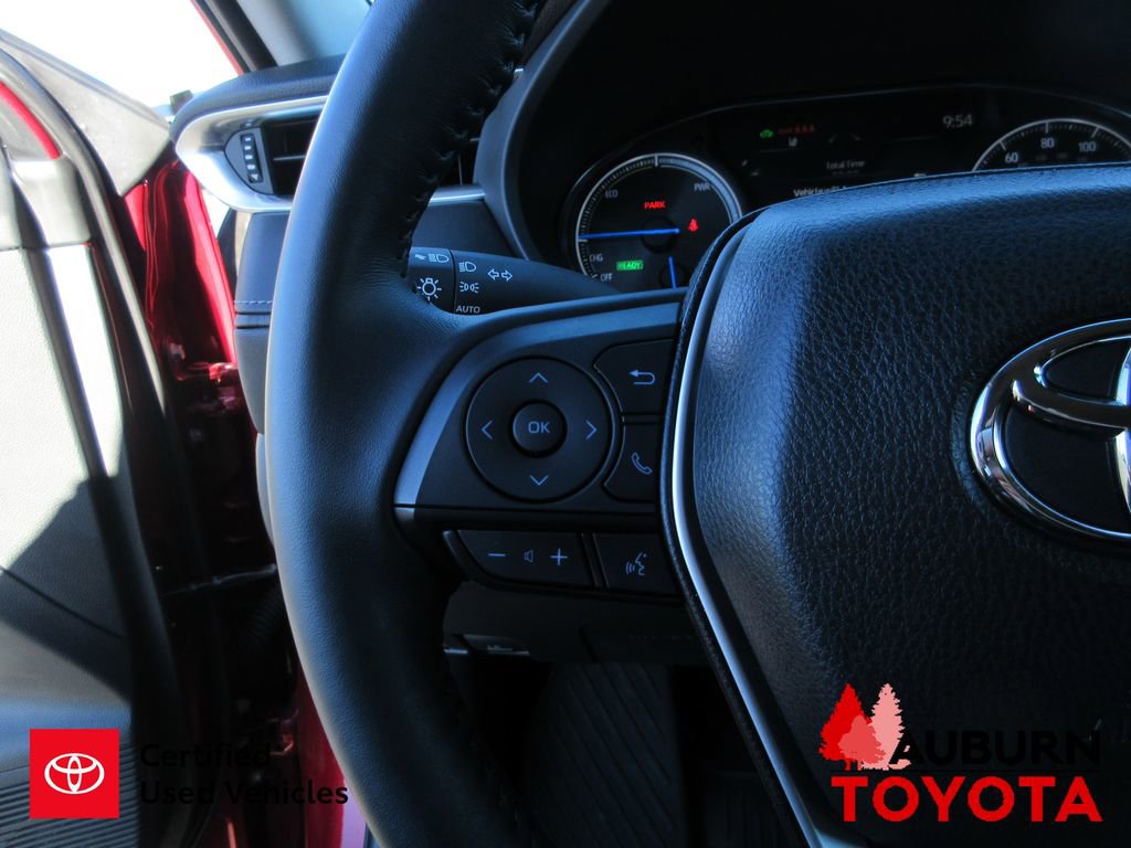 Certified 2024 Toyota Venza LE image 14