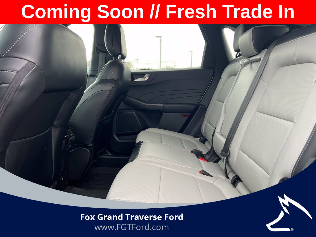 Certified 2024 Ford Escape Platinum AWD/4WD image 4