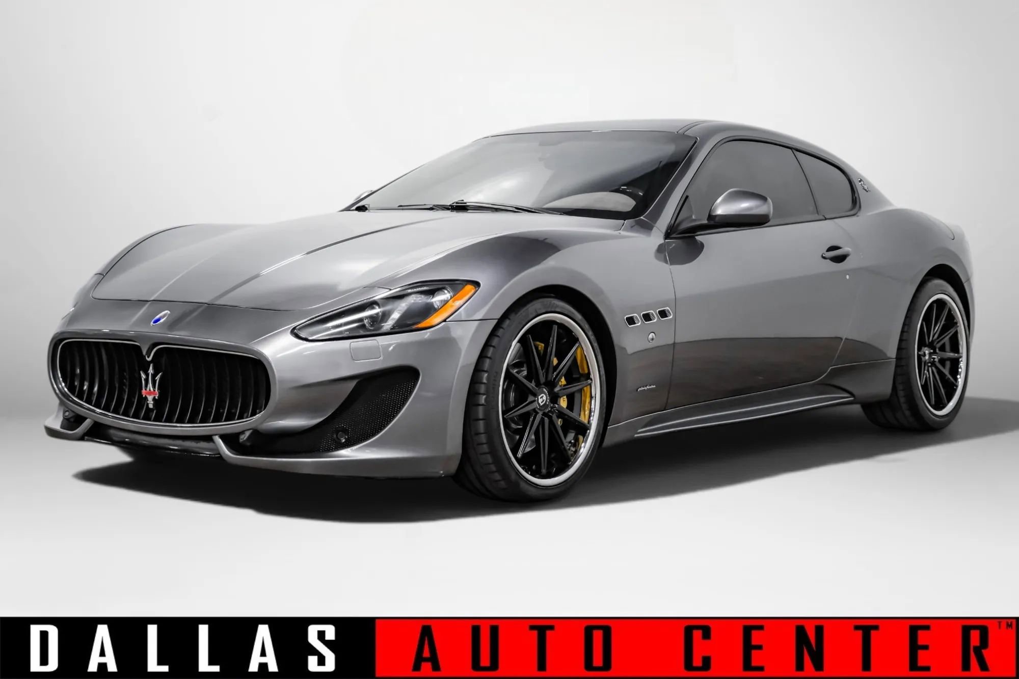 Used 2013 Maserati GranTurismo Sport RWD image 3