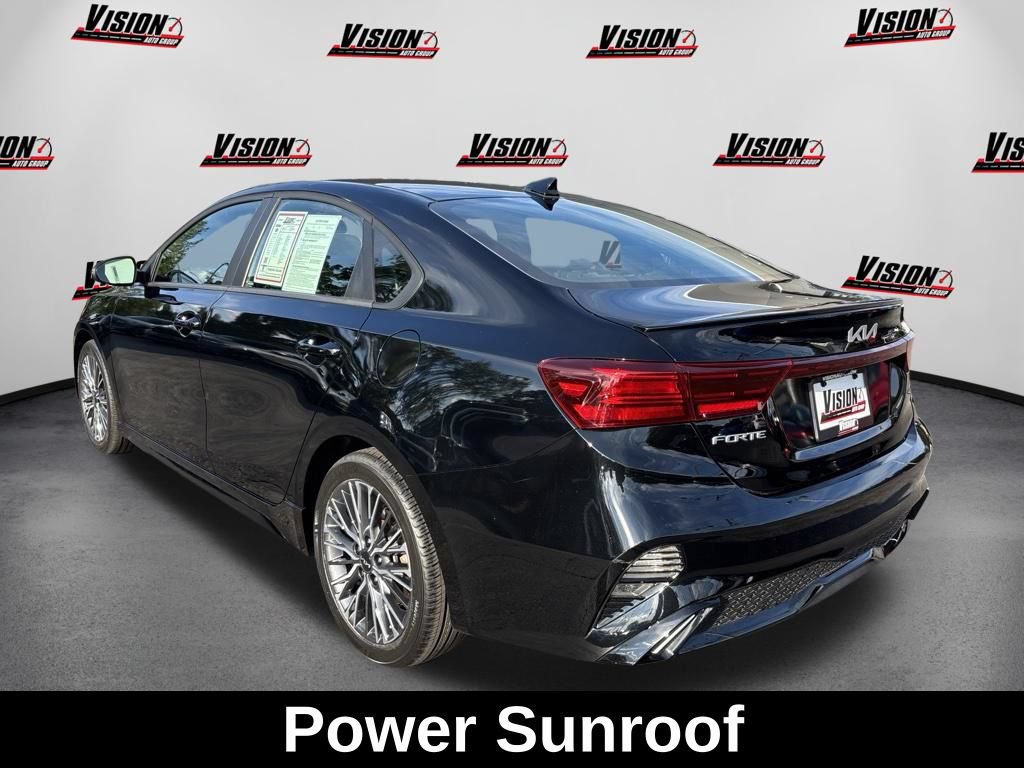 Used 2024 Kia Forte GT-Line w/ GT-Line Premium Package FWD image 8