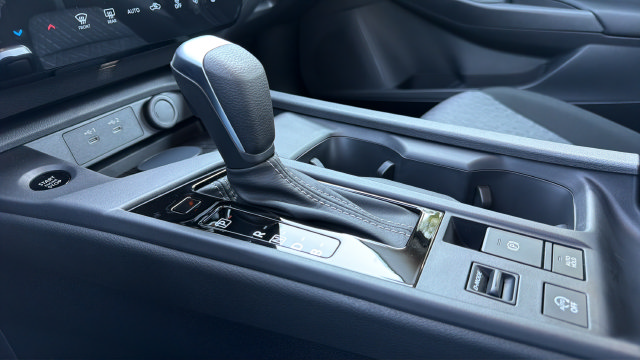 New 2027 Nissan Sentra SV w/ SV Convenience Package FWD image 25