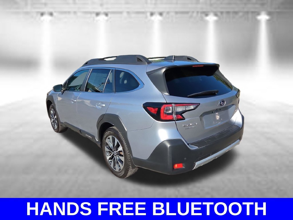 Certified 2025 Subaru Outback Limited AWD/4WD image 8