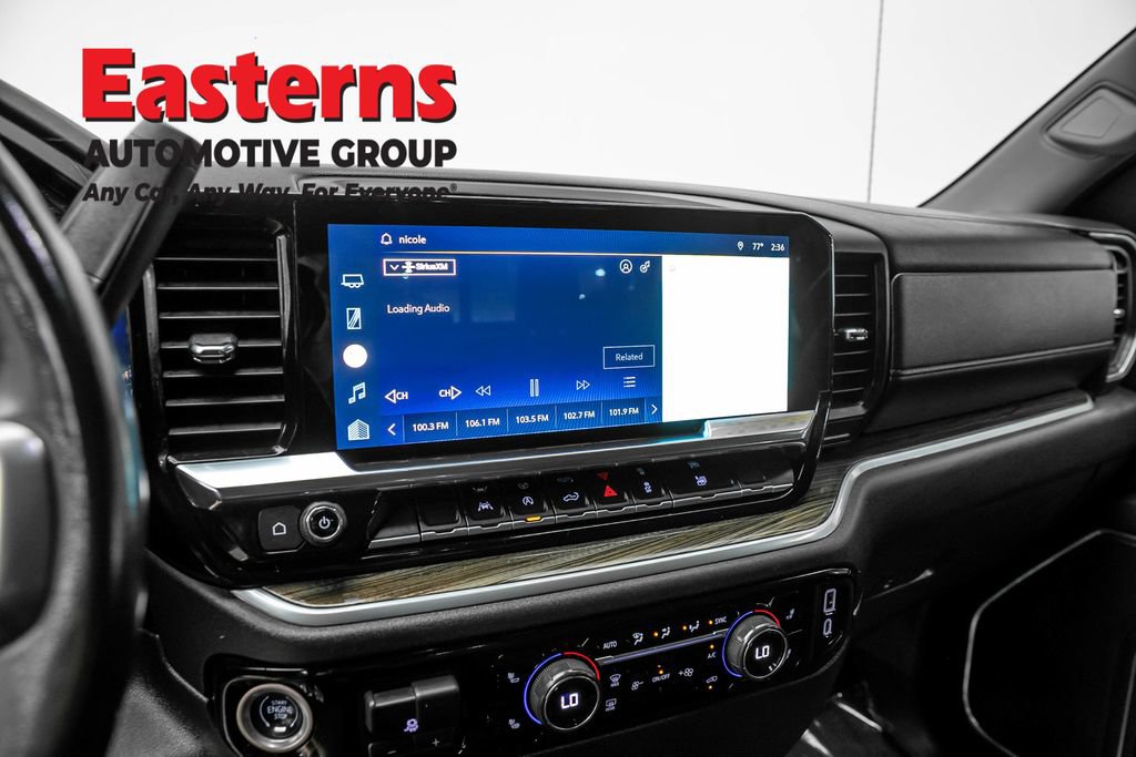Used 2022 Chevrolet Silverado 1500 LT w/ Convenience Package II AWD/4WD image 19