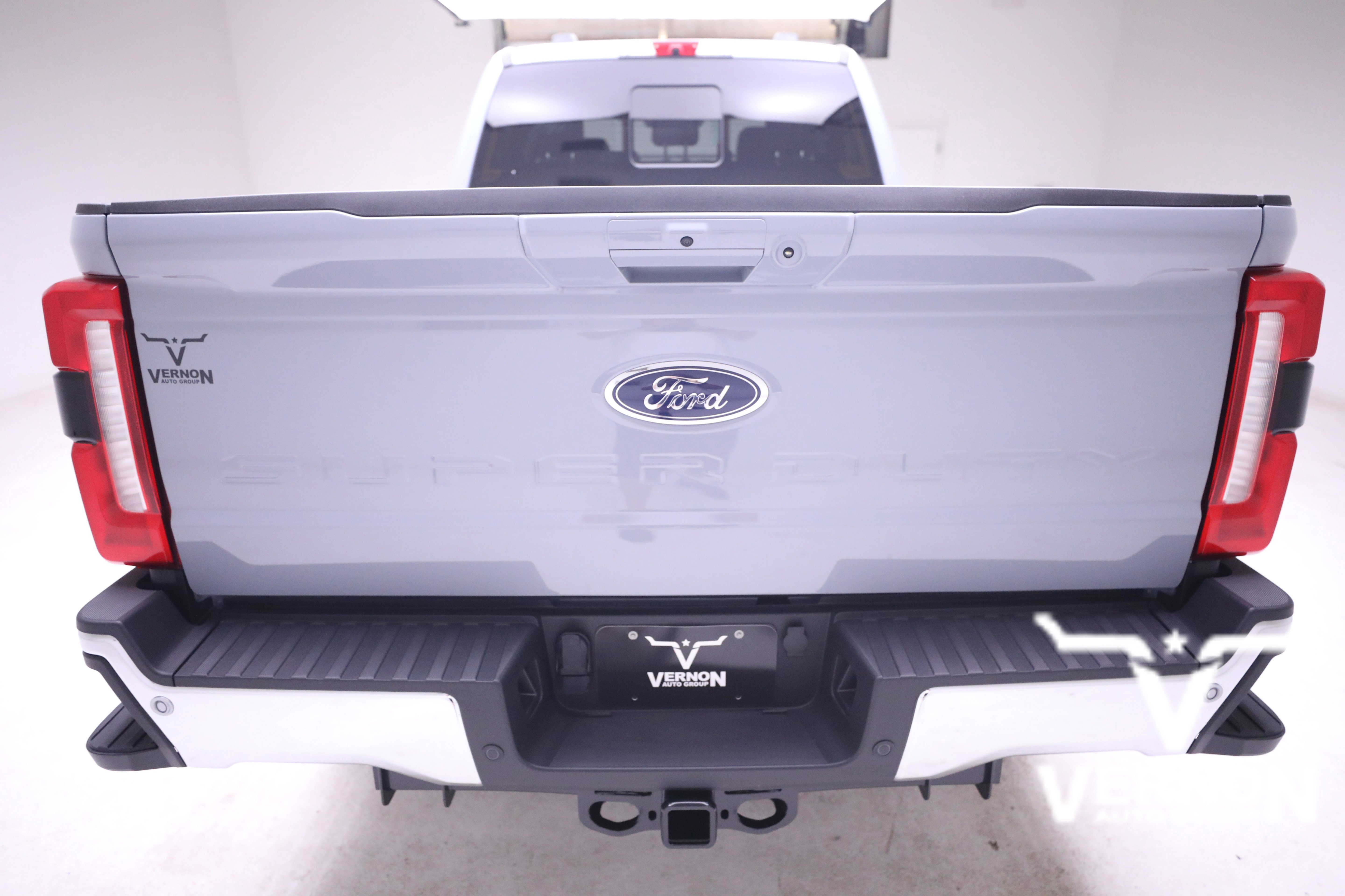 New 2026 Ford F250 Lariat w/ Chrome Package image 4