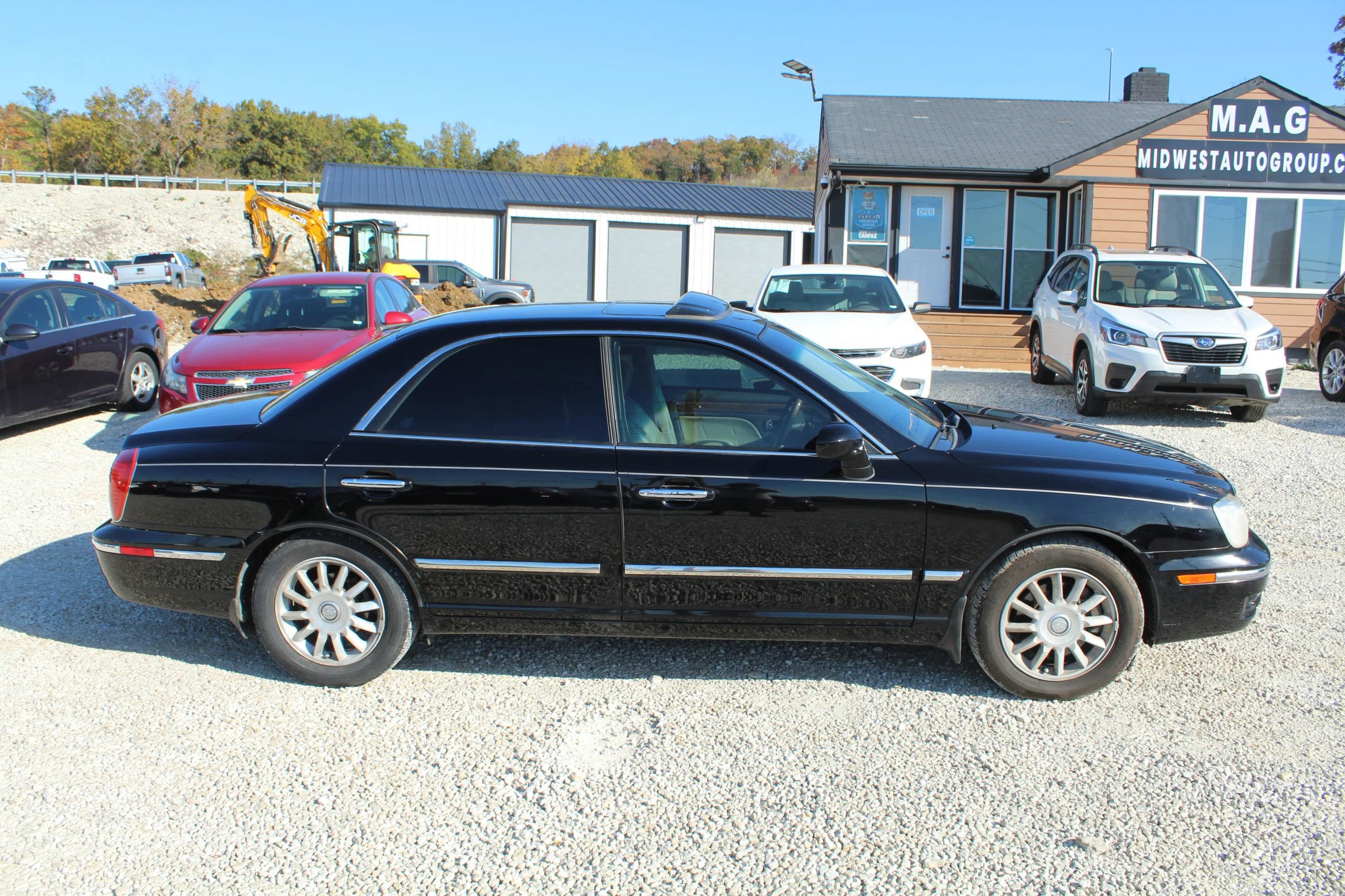 Used 2005 Hyundai XG350 L image 6