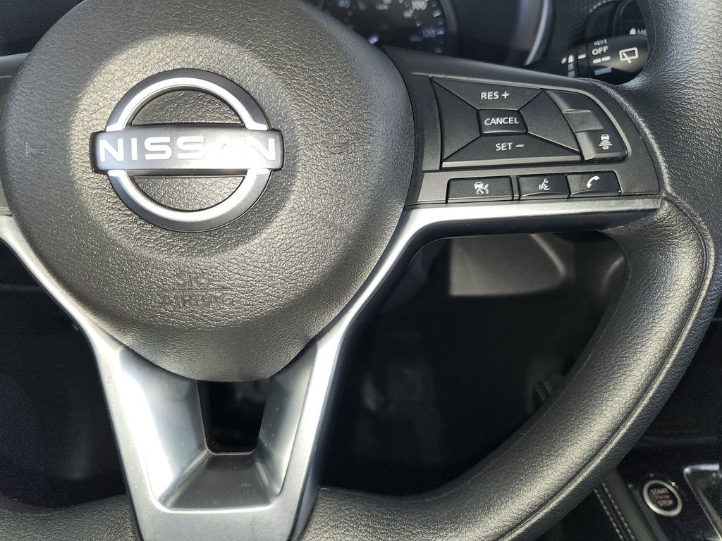 Used 2024 Nissan Kicks SV FWD image 25