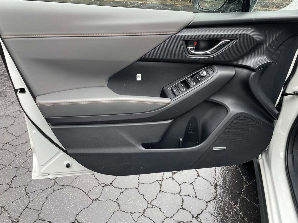 New 2025 Subaru Crosstrek 2.5i Limited w/ Crosstrek Mirror Package image 15