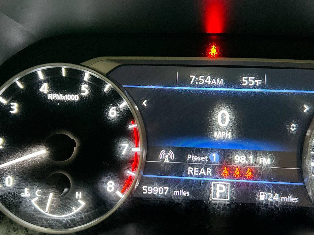Used 2021 Nissan Sentra SR FWD image 13