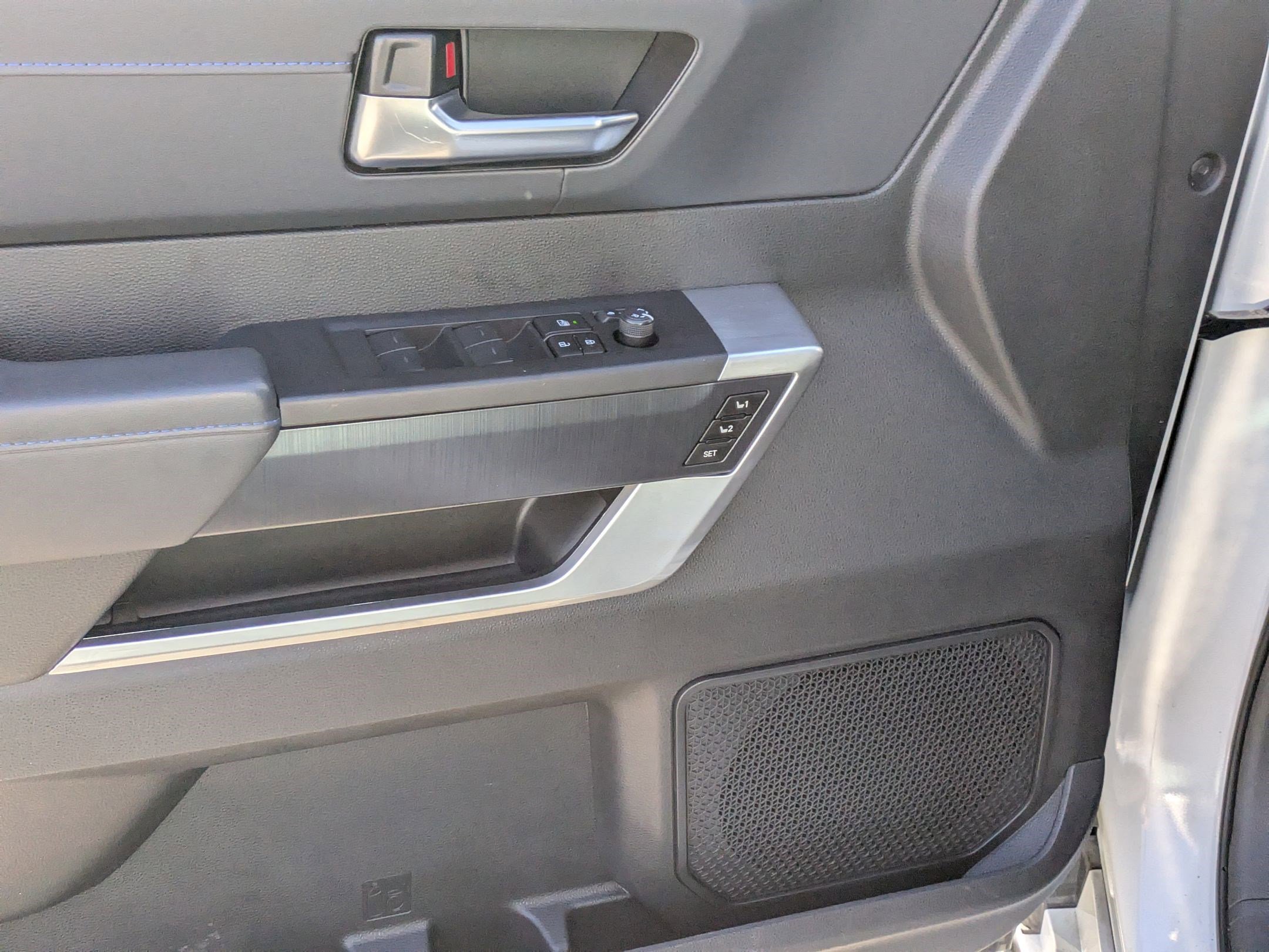 Used 2024 Toyota Sequoia Platinum image 16