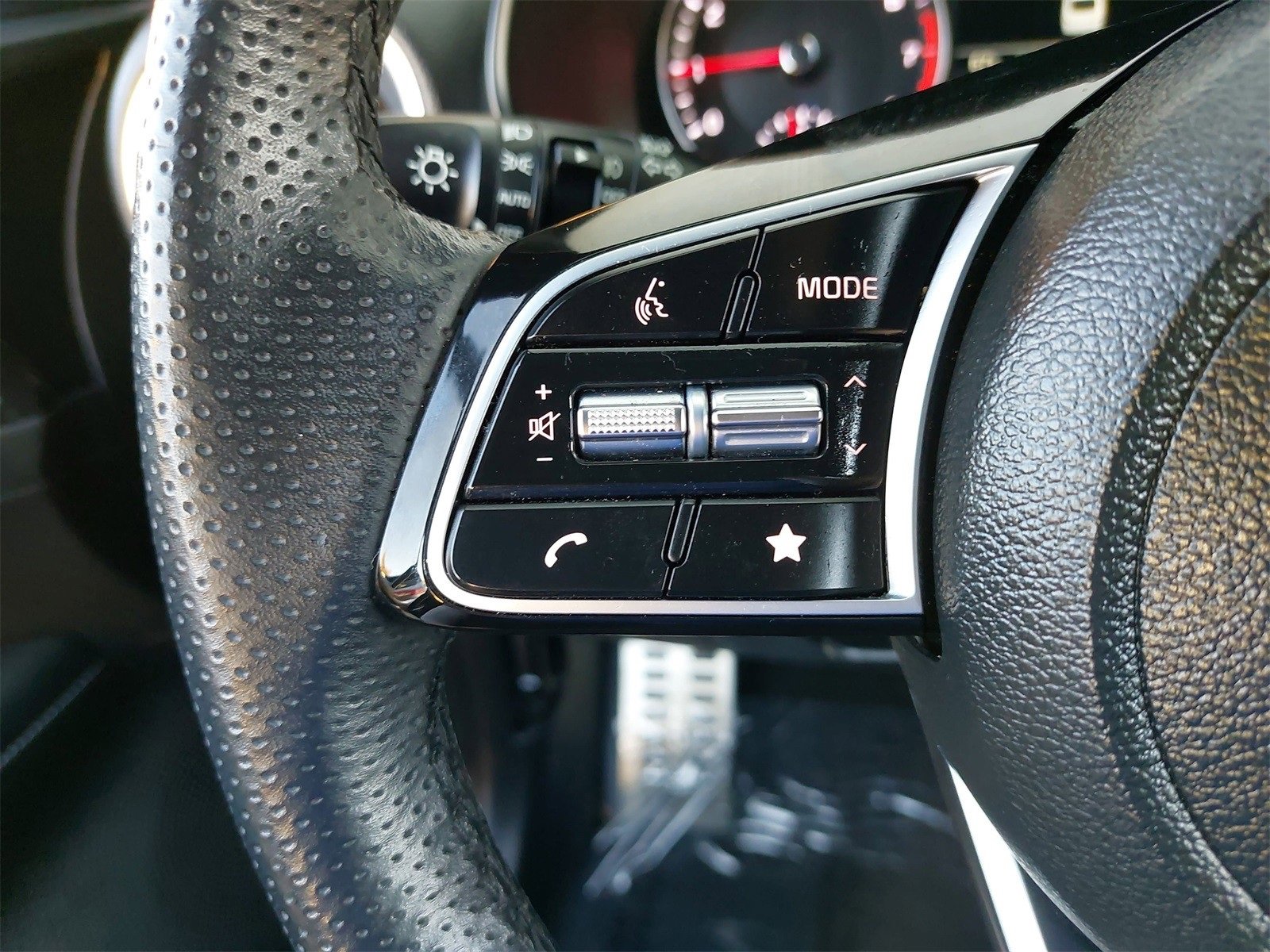 Certified 2023 Kia Forte GT-Line w/ GT-Line Technology Package image 18