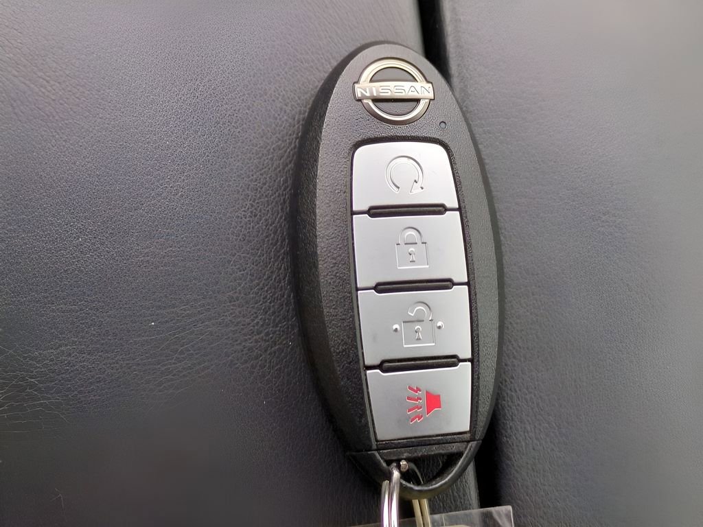 Certified 2022 Nissan Rogue SV image 29