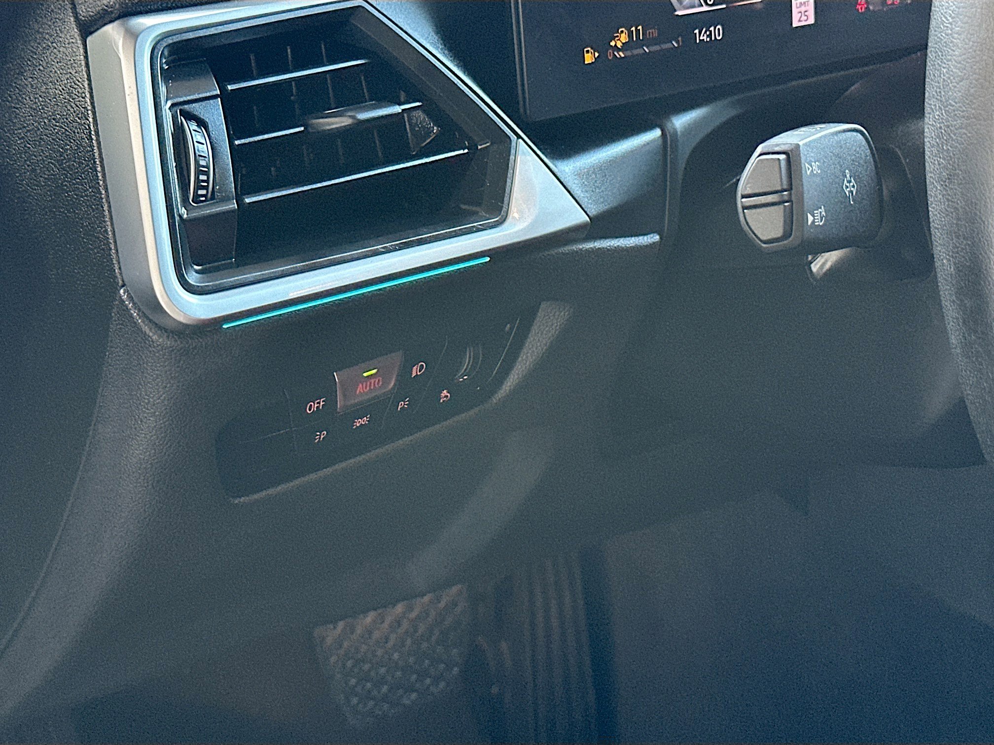 Certified 2023 BMW 330e w/ Driving Assistance Package image 10