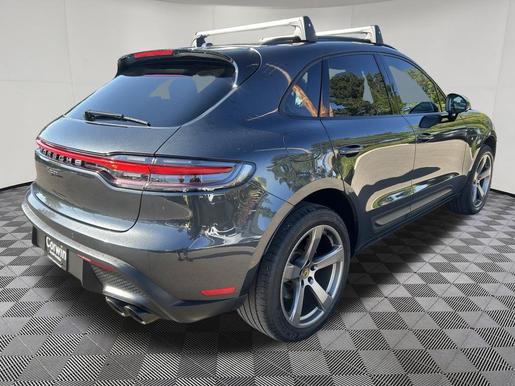 Used 2023 Porsche Macan Turbo AWD/4WD image 8