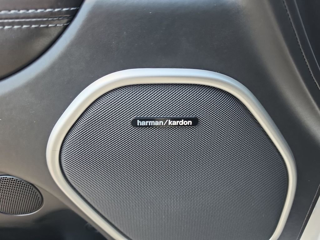 Used 2018 Jeep Grand Cherokee SRT image 29