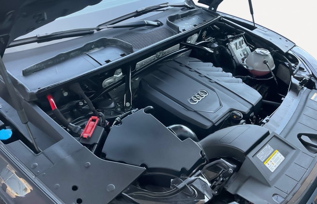 Used 2021 Audi Q5 Prestige w/ Prestige Package AWD/4WD image 27