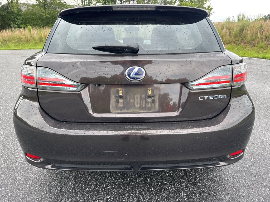 Used 2011 Lexus CT 200h Premium w/ Premium Audio Pkg FWD image 4