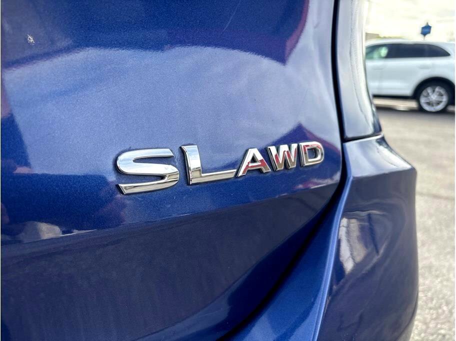 Used 2018 Nissan Rogue SL w/ Premium Package image 7