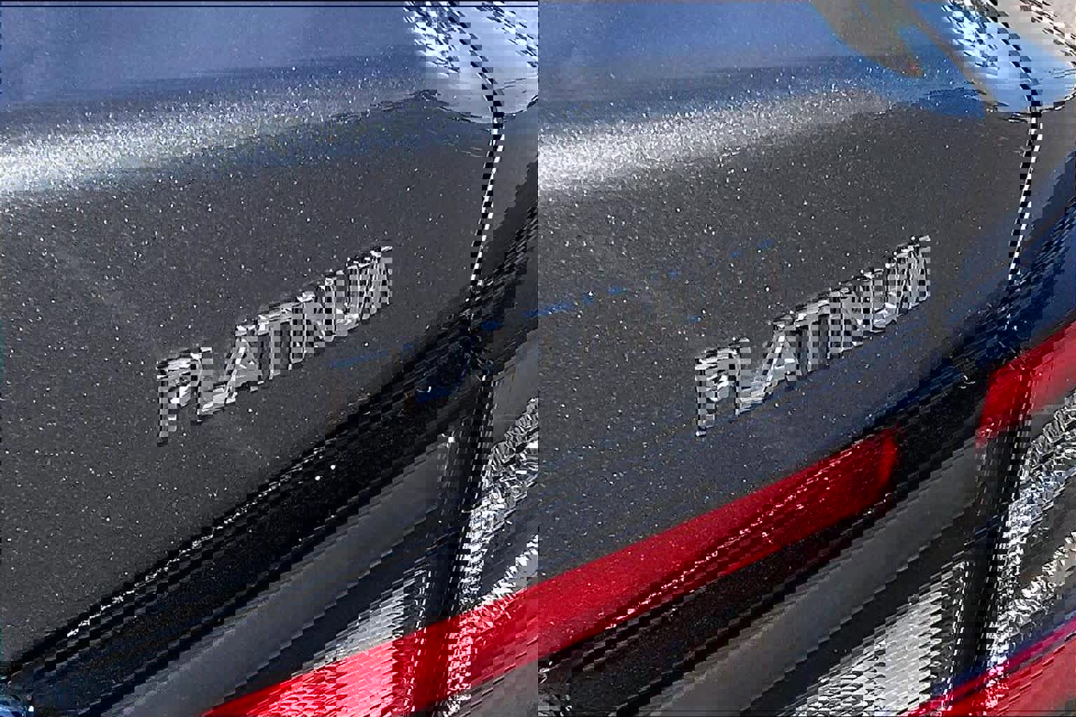 Used 2023 Nissan Maxima Platinum w/ Sport Mat Group FWD image 10