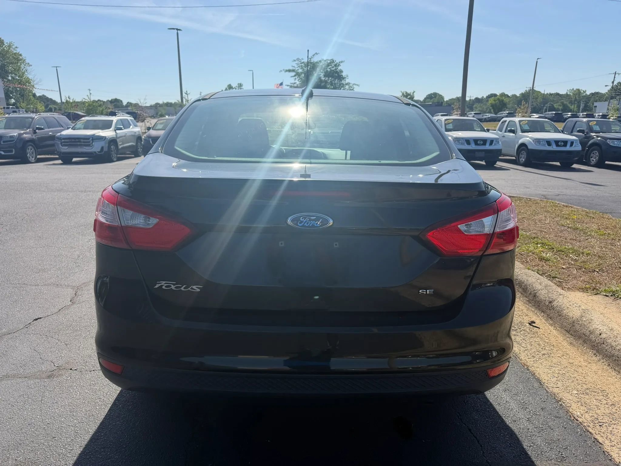 Used 2013 Ford Focus SE FWD image 6