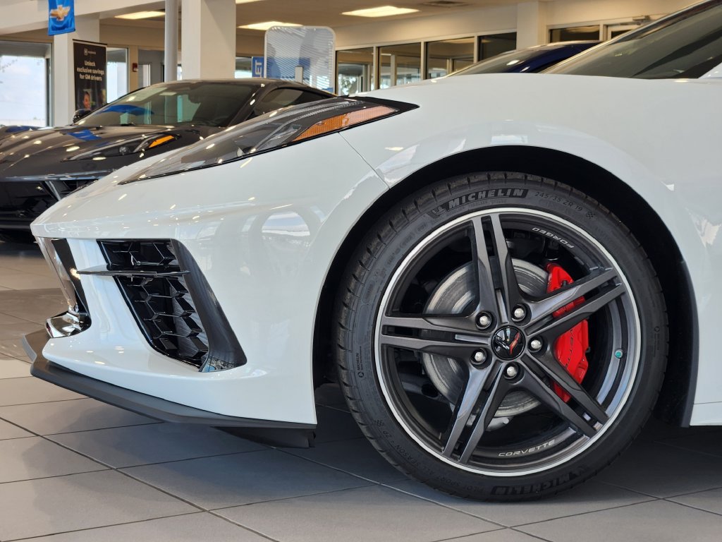 New 2027 Chevrolet Corvette Stingray Convertible w/ Battery Protection Package RWD image 5