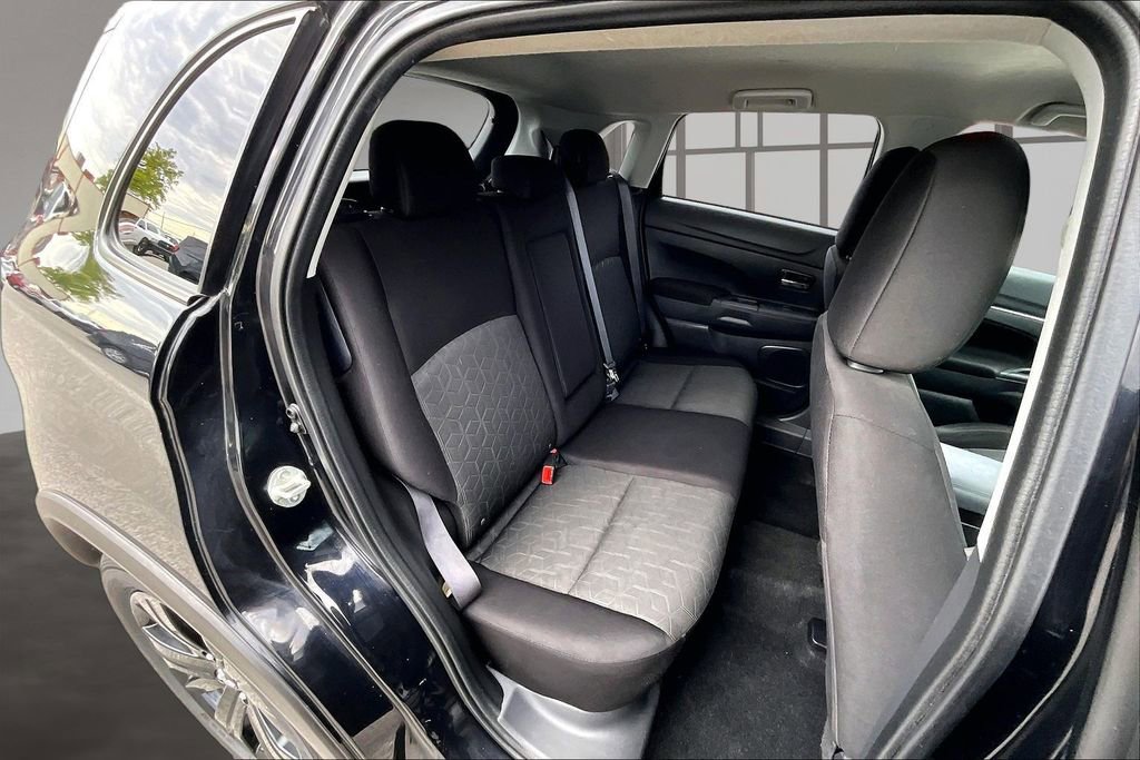 Used 2021 Mitsubishi Outlander Sport LE AWD/4WD image 28