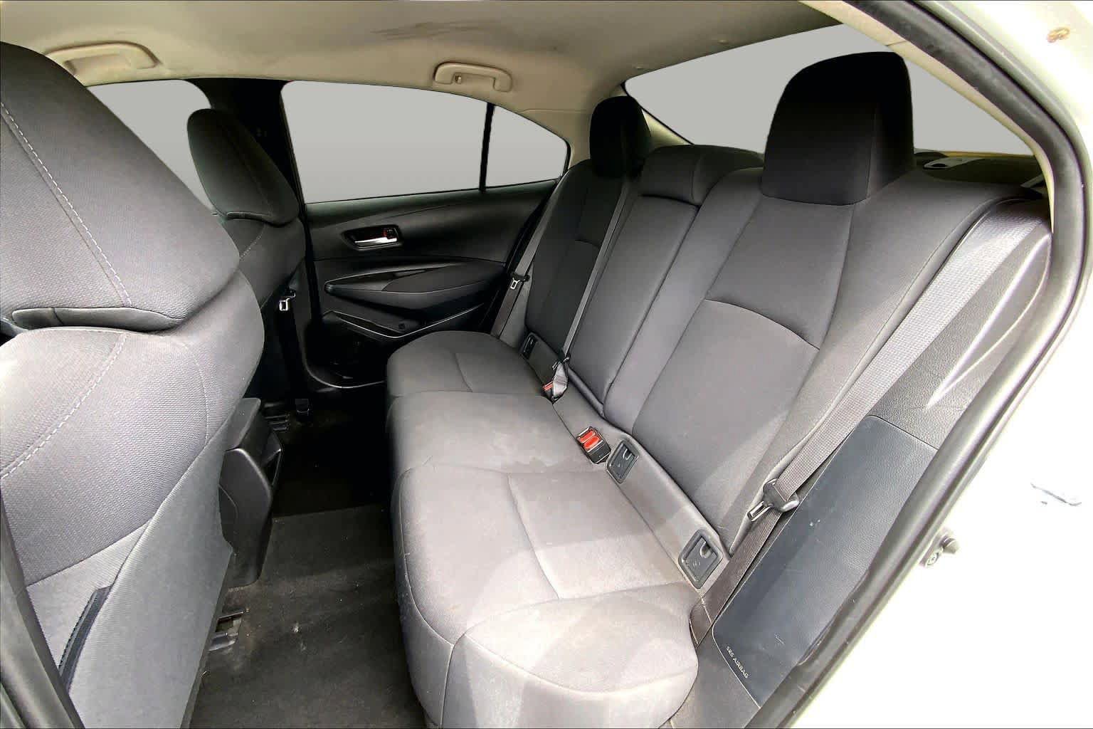 Used 2021 Toyota Corolla LE FWD image 20