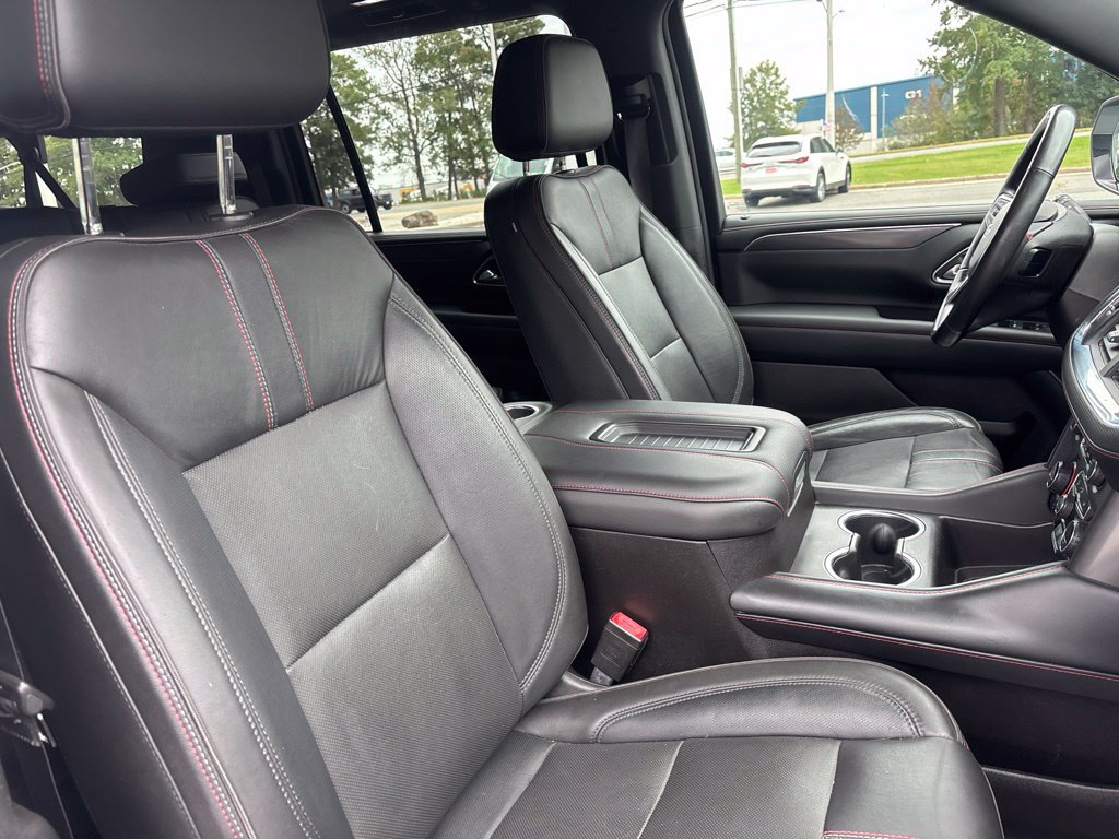 Used 2021 Chevrolet Suburban RST w/ Luxury Package AWD/4WD image 22