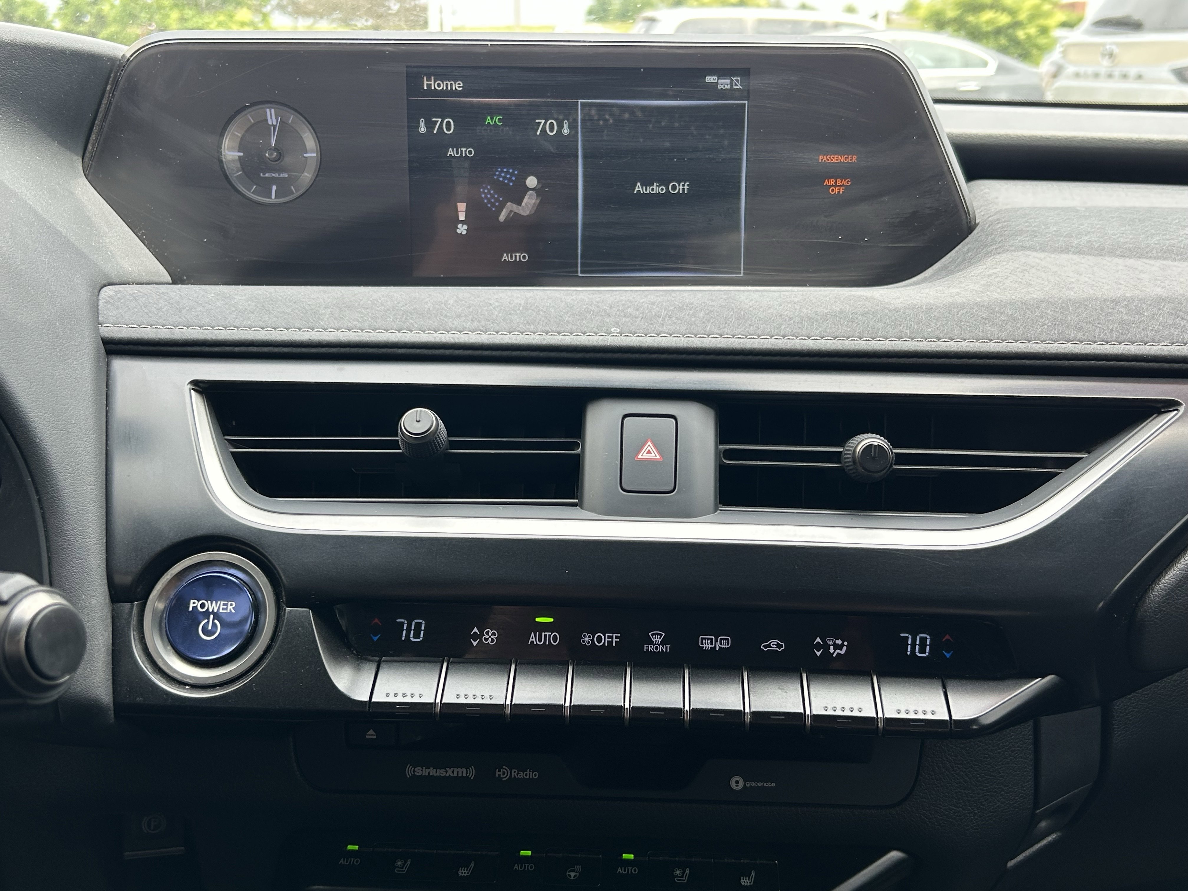 Used 2019 Lexus UX 250h w/ Premium Package AWD/4WD image 28