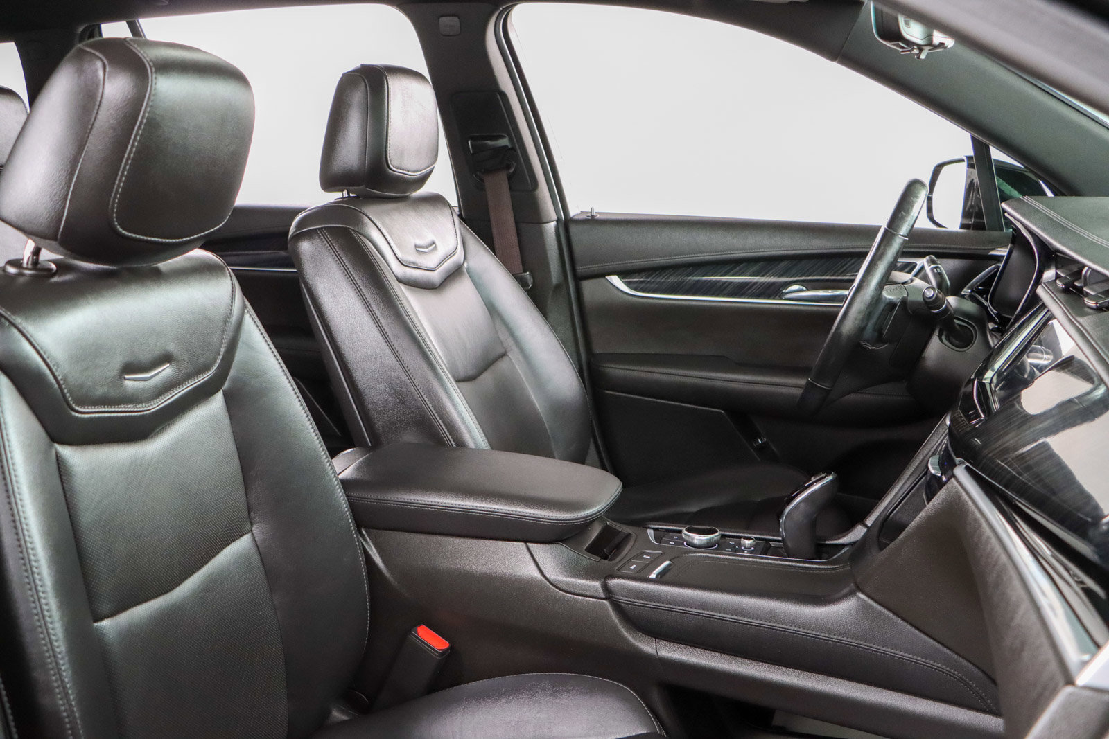 Used 2022 Cadillac XT6 Premium Luxury image 30