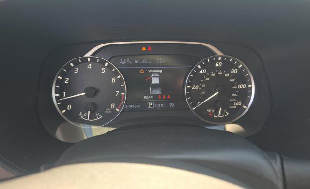 Used 2024 Nissan Frontier SV w/ SV Convenience Package RWD image 5
