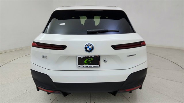 Used 2022 BMW iX xDrive50 w/ Premium Package image 5