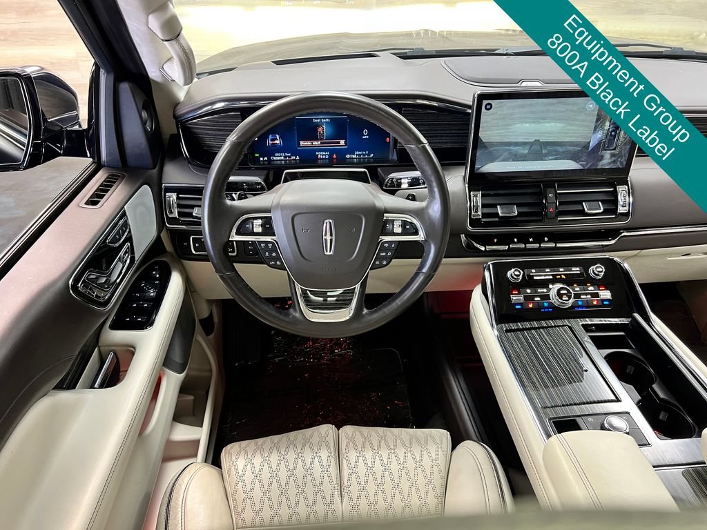 Used 2024 Lincoln Navigator Black Label AWD/4WD image 2