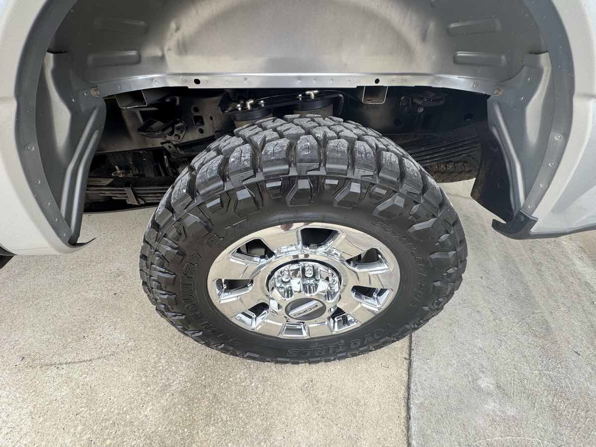 Used 2024 Ford F350 Lariat w/ Lariat Ultimate Package AWD/4WD image 42