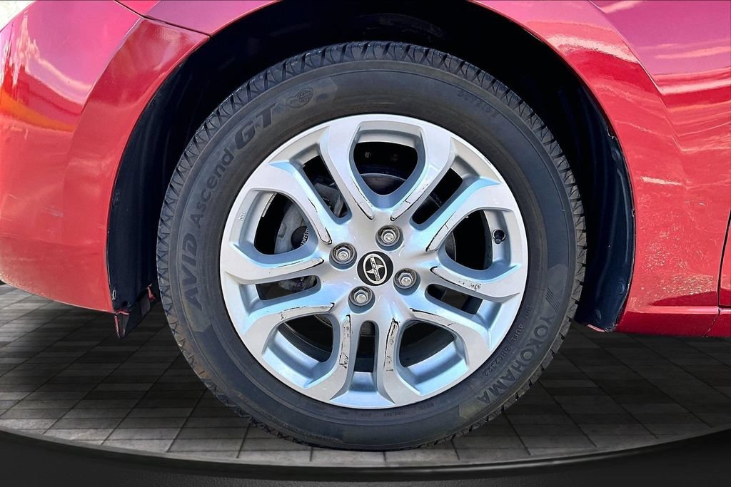 Used 2016 Scion iA FWD image 9