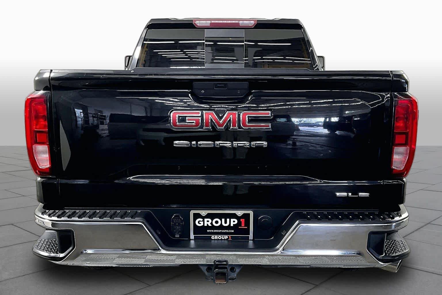 Used 2020 GMC Sierra 1500 SLE w/ Preferred Package AWD/4WD image 5
