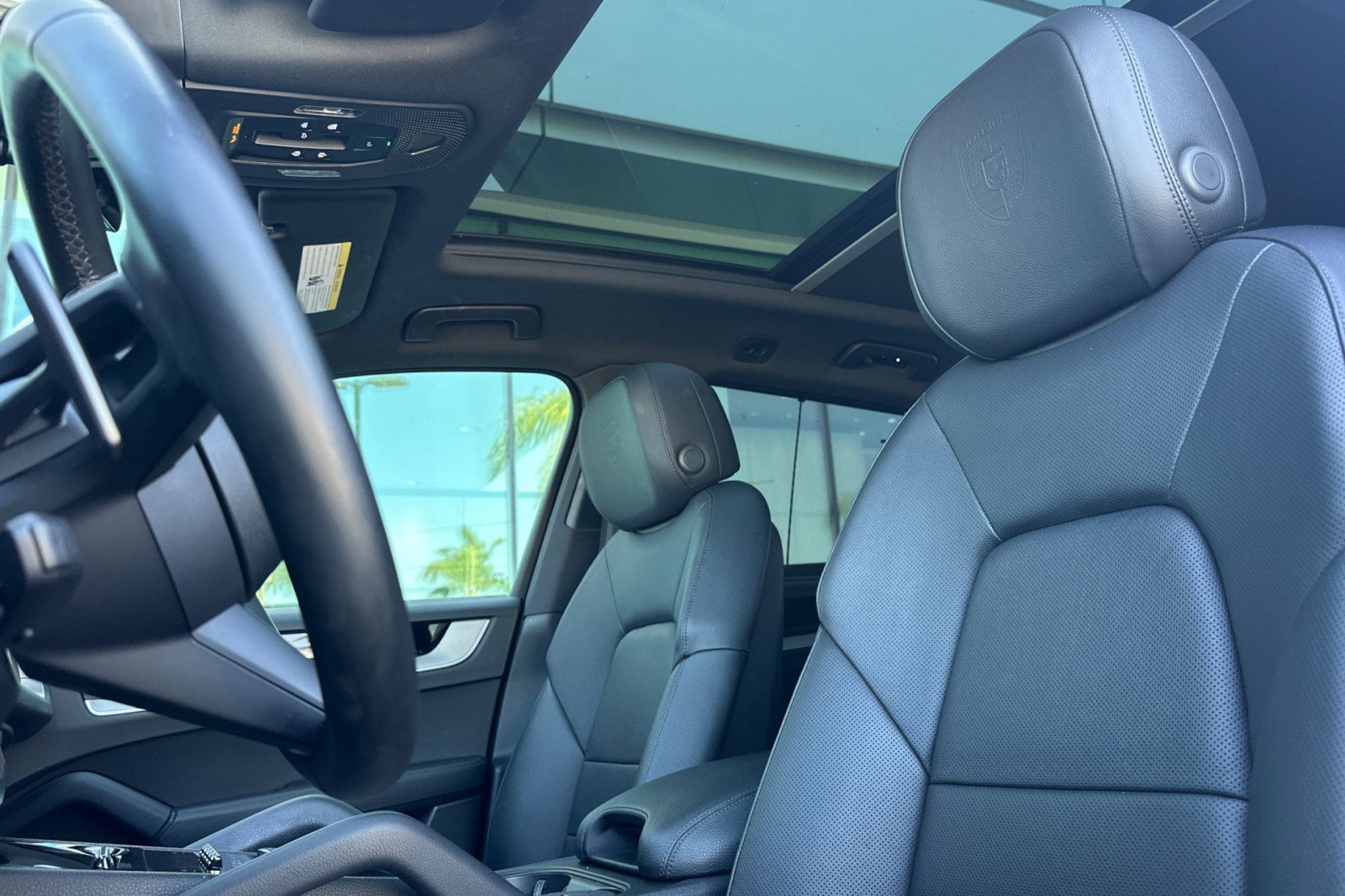 Certified 2024 Porsche Cayenne S AWD/4WD image 5